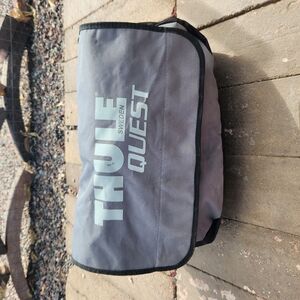 Thule Quest 846 Roof Top Cargo Bag Carrier 40” X 32”  W Storage Bag